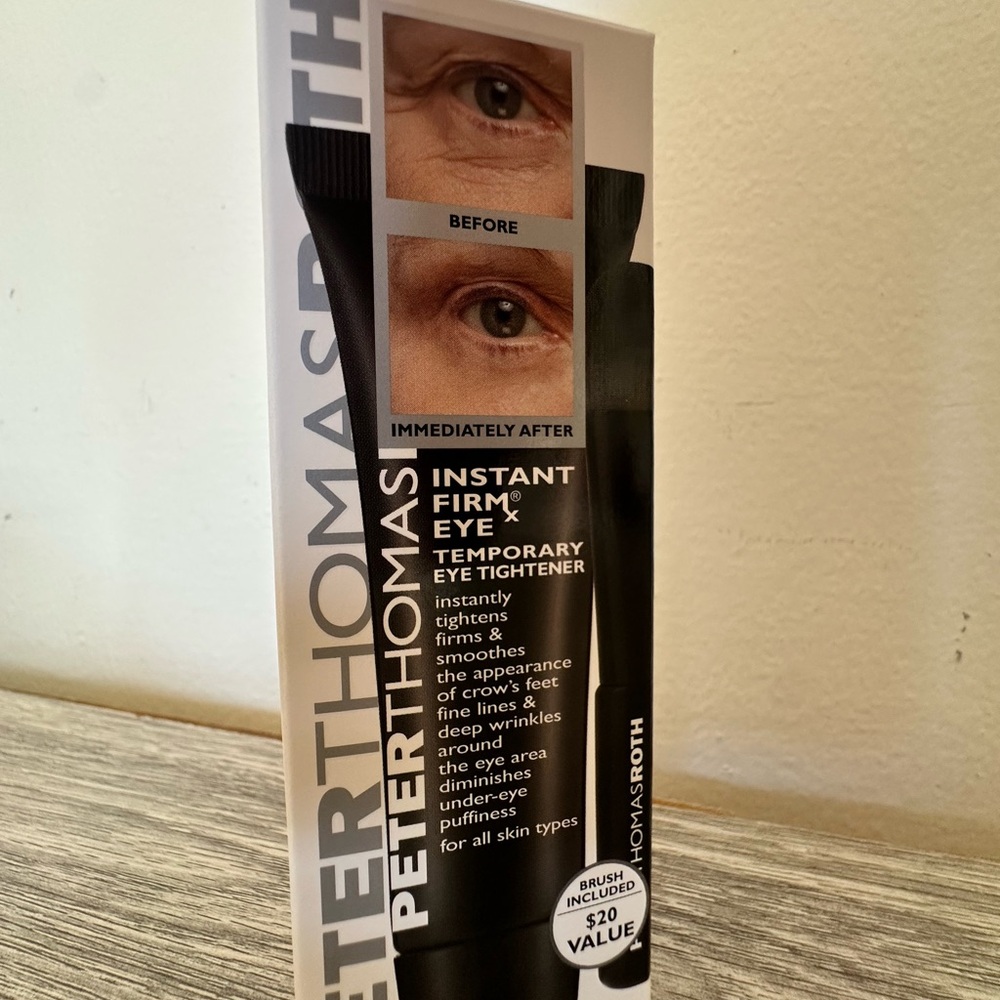 Peter Thomas Roth Black and White Eye Tightener